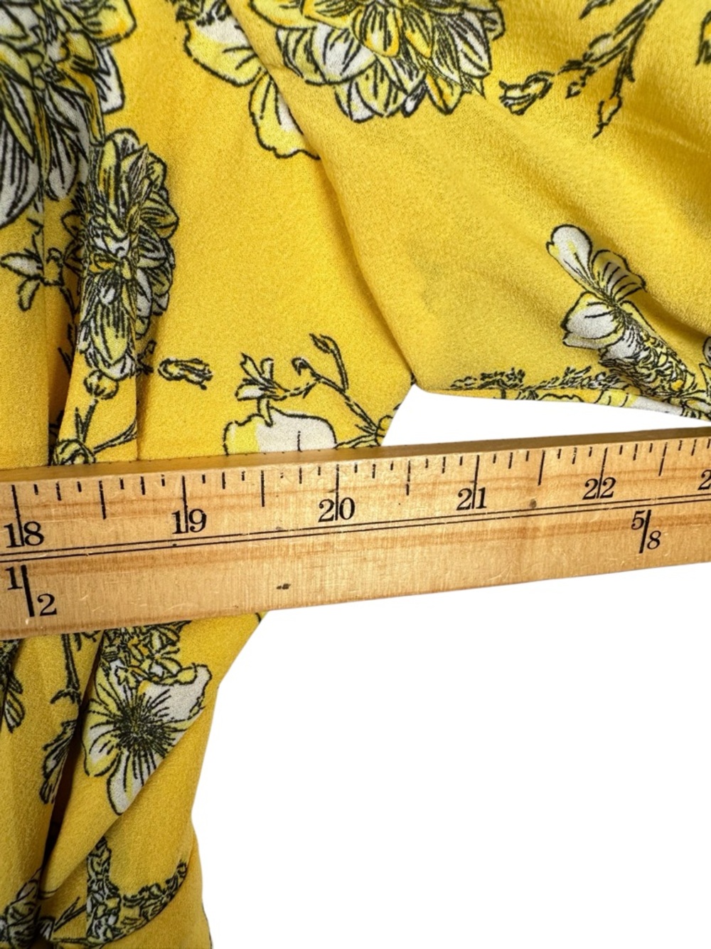 Torrid Floral Georgette Faux Wrap Dress Yellow Flutter Sleeve Womens Size 14 - Picture 13 of 16
